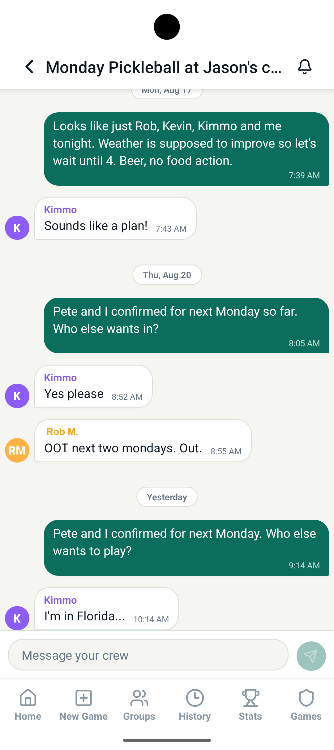 Crew chat with automatic updates